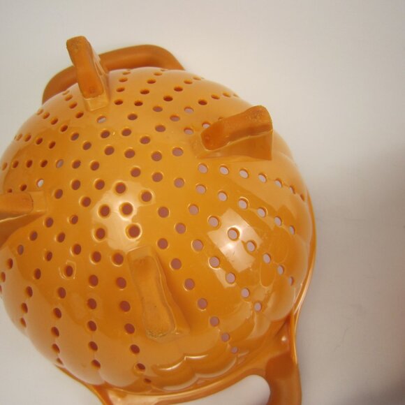 Vintage KitchenAid Strainer Colander Orange - Lot of 2 Strainers - Used - Picture 6 of 14